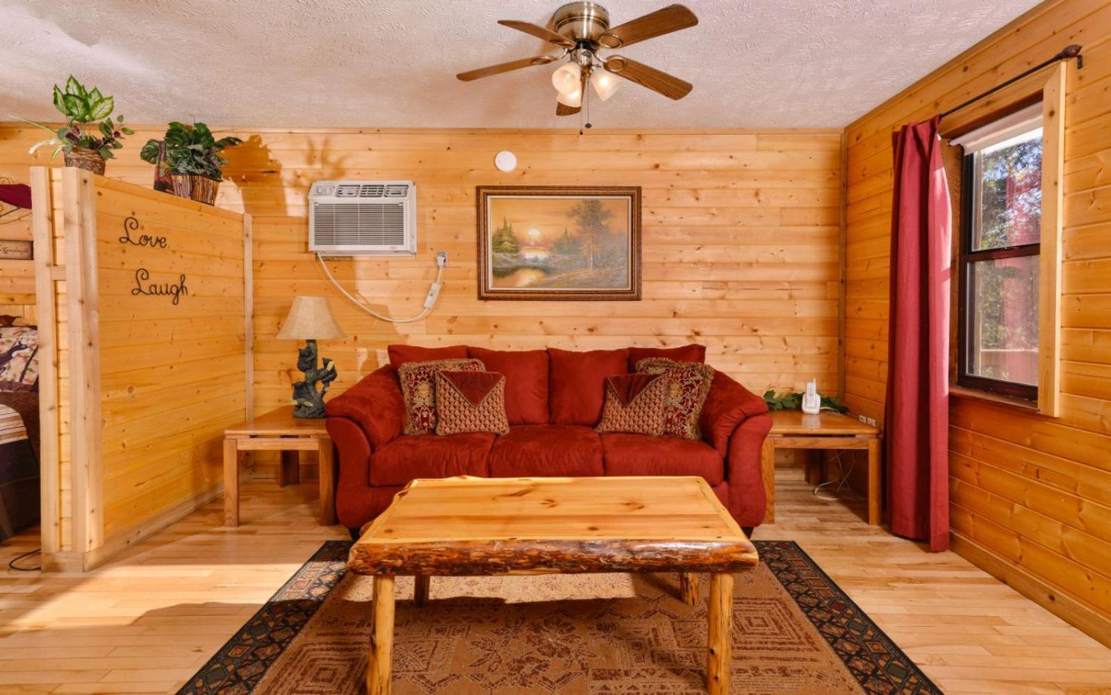 Romantic Retreat Pigeon Forge Exterior photo